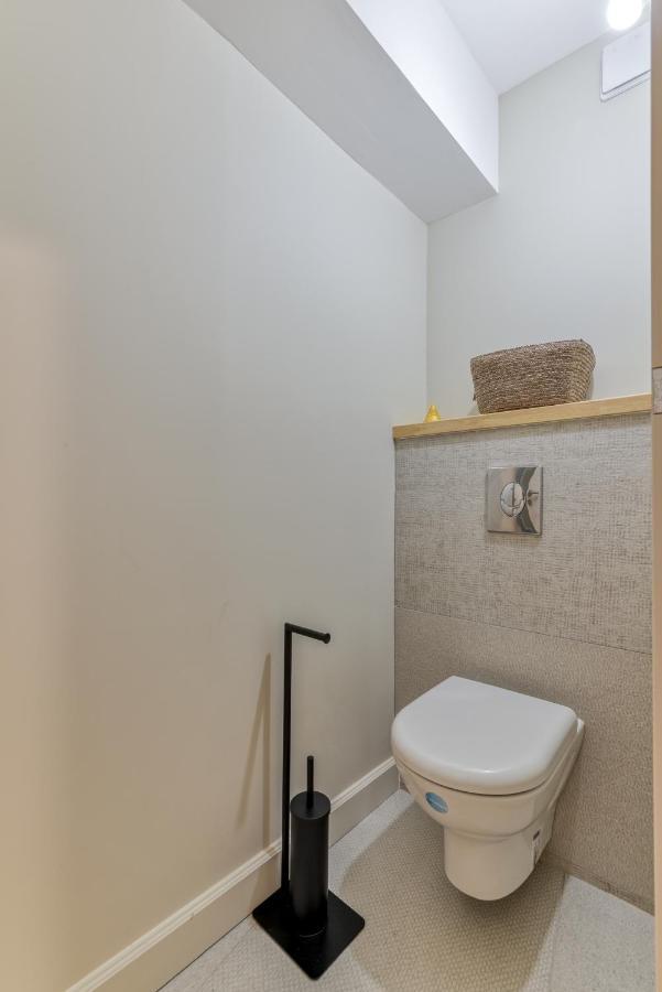 Les Gites De Laure - O Lit Divin, Instant De Volupte, Balneo Sauna, Climatisation, Netflix, 160M De La Cite Medievale Carcassonne Bagian luar foto
