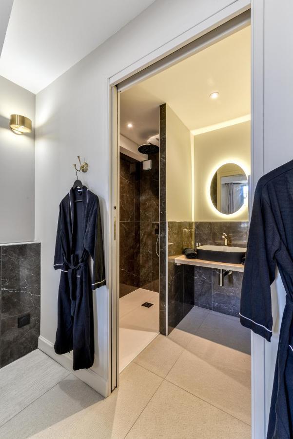 Les Gites De Laure - O Lit Divin, Instant De Volupte, Balneo Sauna, Climatisation, Netflix, 160M De La Cite Medievale Carcassonne Bagian luar foto