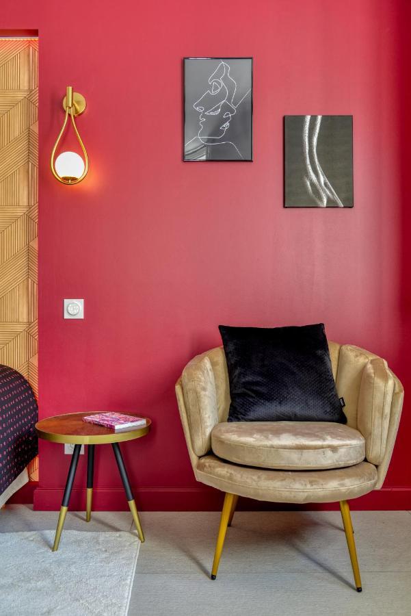 Les Gites De Laure - O Lit Divin, Instant De Volupte, Balneo Sauna, Climatisation, Netflix, 160M De La Cite Medievale Carcassonne Bagian luar foto